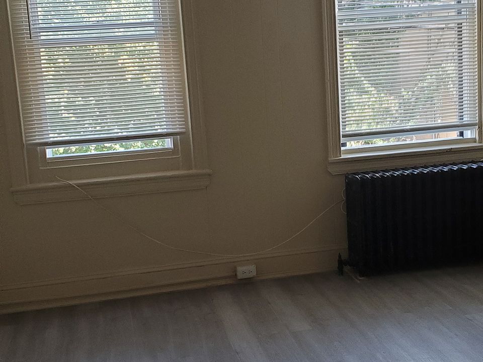 Bedroom #1