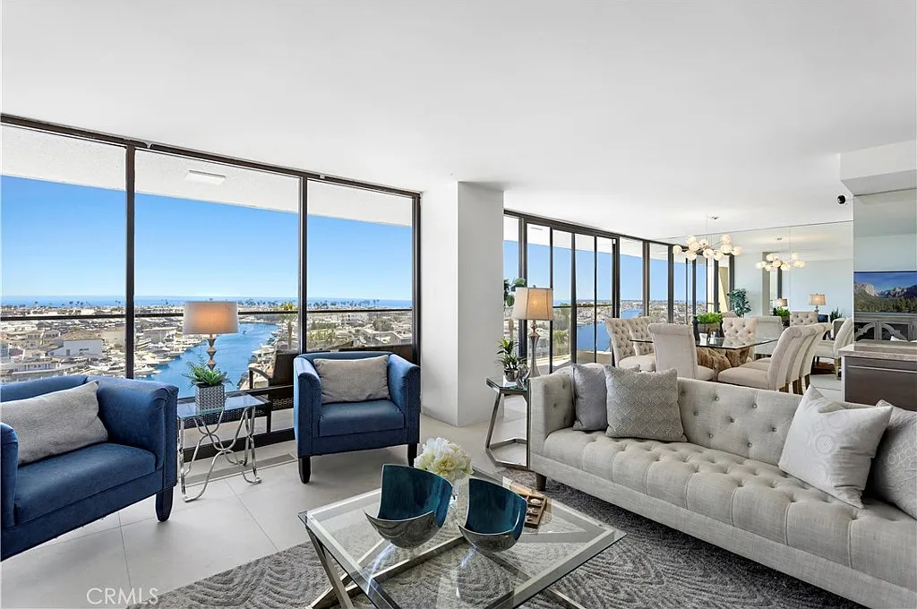 2 bed, 2.5 bath, 1860 sqft, $20,000 — Photo 3