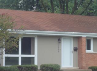 1900 Lincoln Ave, Northbrook, IL