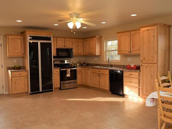 2nd image of 16505 S Cayuga Pl