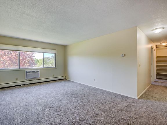 3rd image of 1619 73rd Ave NE APT 308
