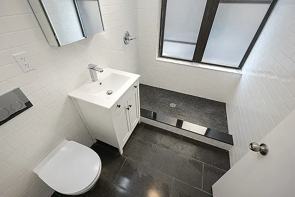 Rented by Rita S Citrin, LREB | media 30