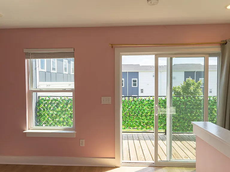 110 Duke St — Photo 30
