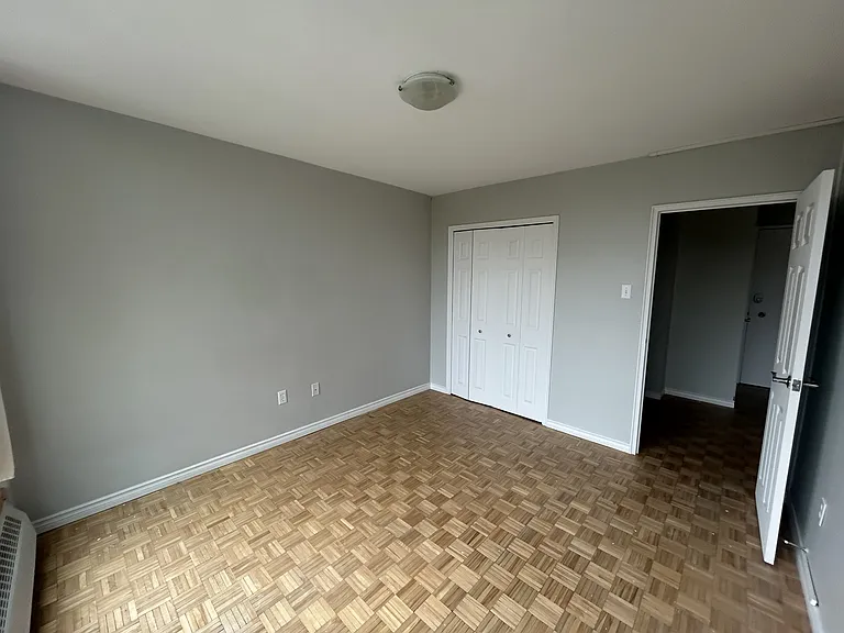 1545 Oxford St — Photo 22