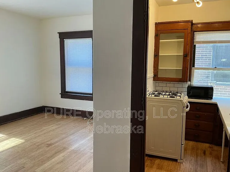 120 N 6th St — Photo 113