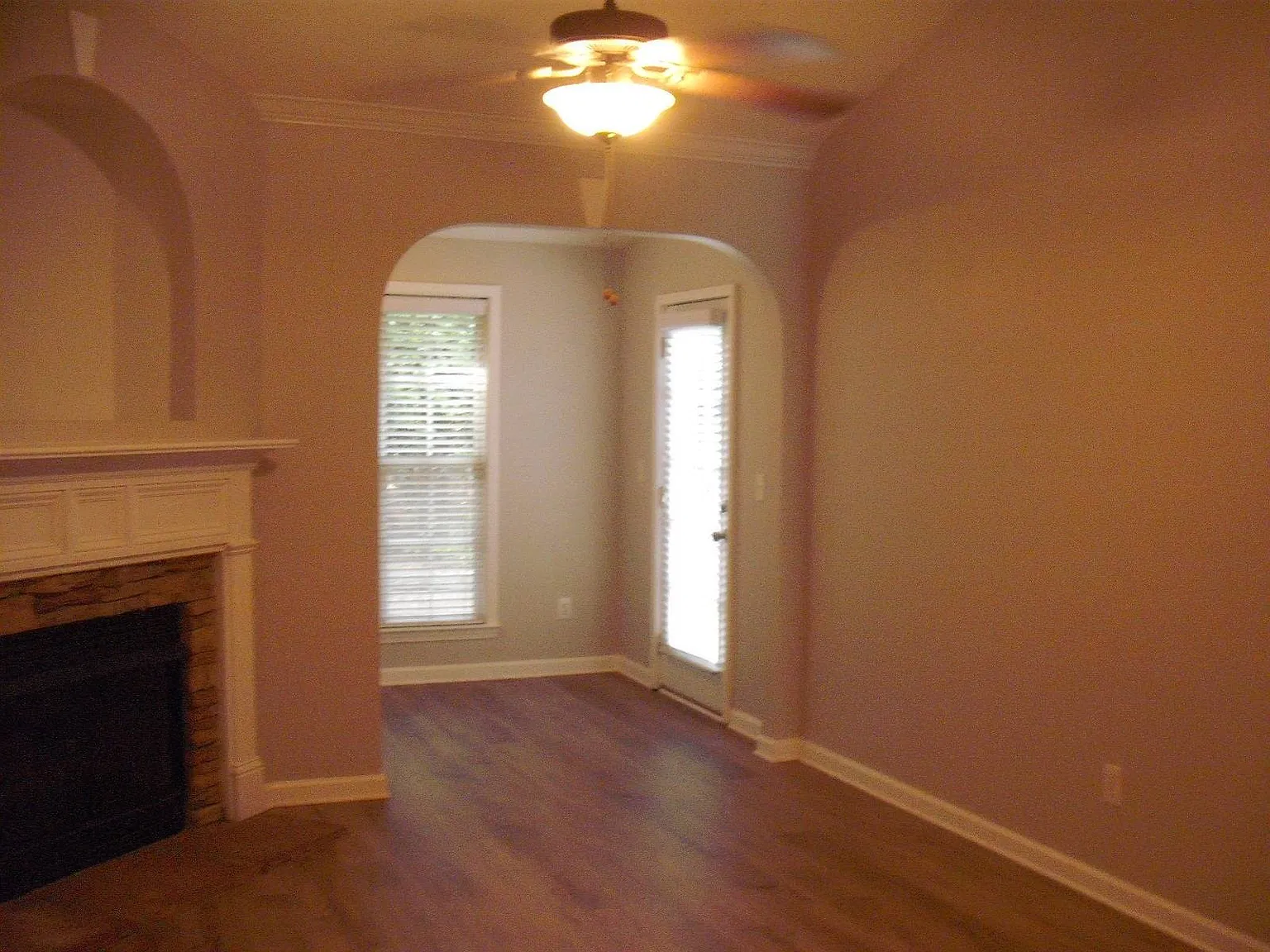 Studio, $1,650 — Photo 2