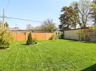 156 The Westway, Toronto, ON M9P2C1