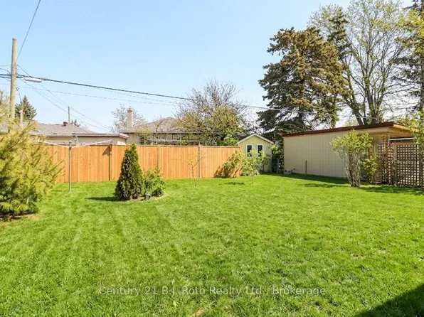 156 The Westway, Toronto, ON M9P 2C1