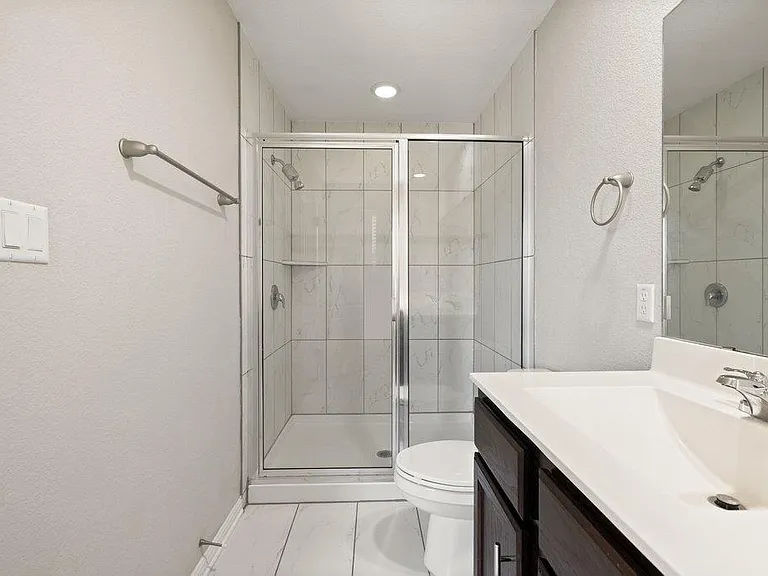 719 Coconut Grv — Photo 20