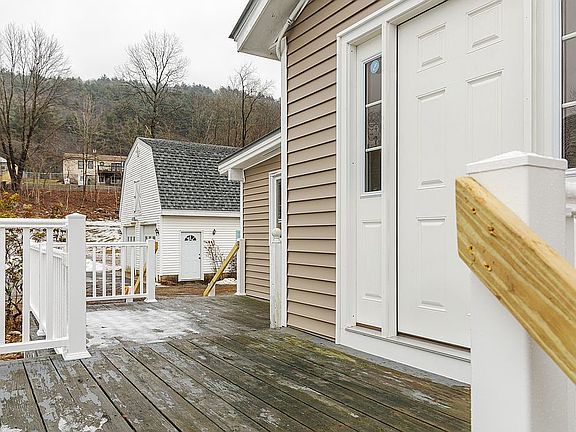 deck/side entry