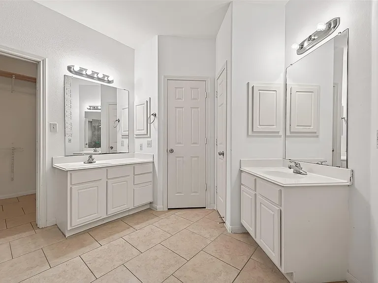 14914 W Bend Dr — Photo 19