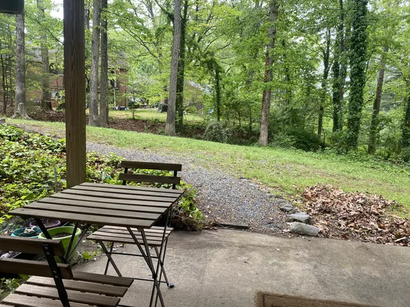 Inglewood Drive - C, 1803C Inglewood Dr, Charlottesville, VA 22901