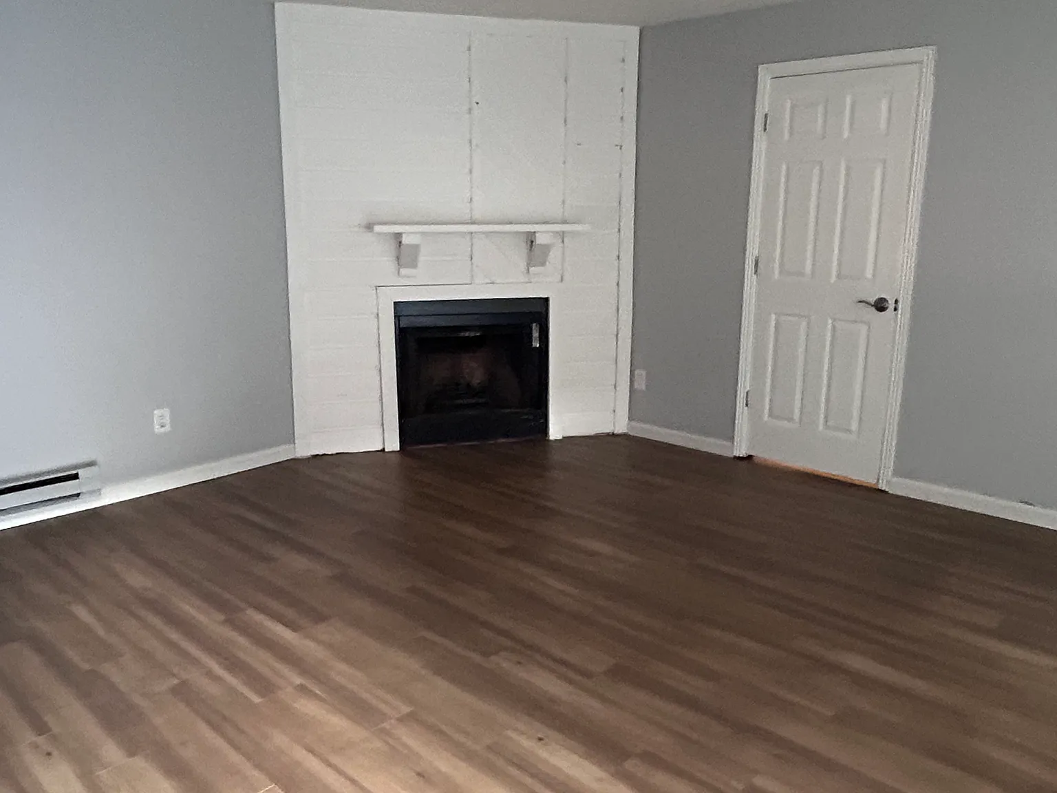 2 bed, 950 sqft, $1,700 — Photo 3