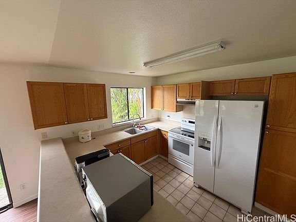 2nd image of 91-216 Waikoloa Pl