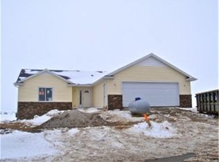 5698 King Arther Rd NW, Rochester, MN 55901