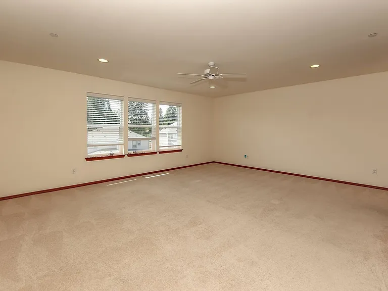 1187 Swan Loop — Photo 26