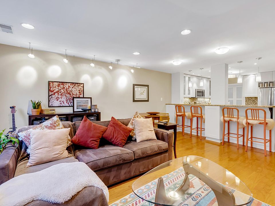1st image of 1617 S Hayes St #1