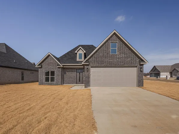 135 Clearwater Dr, Brookland, AR 72417