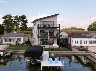 2415 Barrett Rd, Rochester, IN 46975