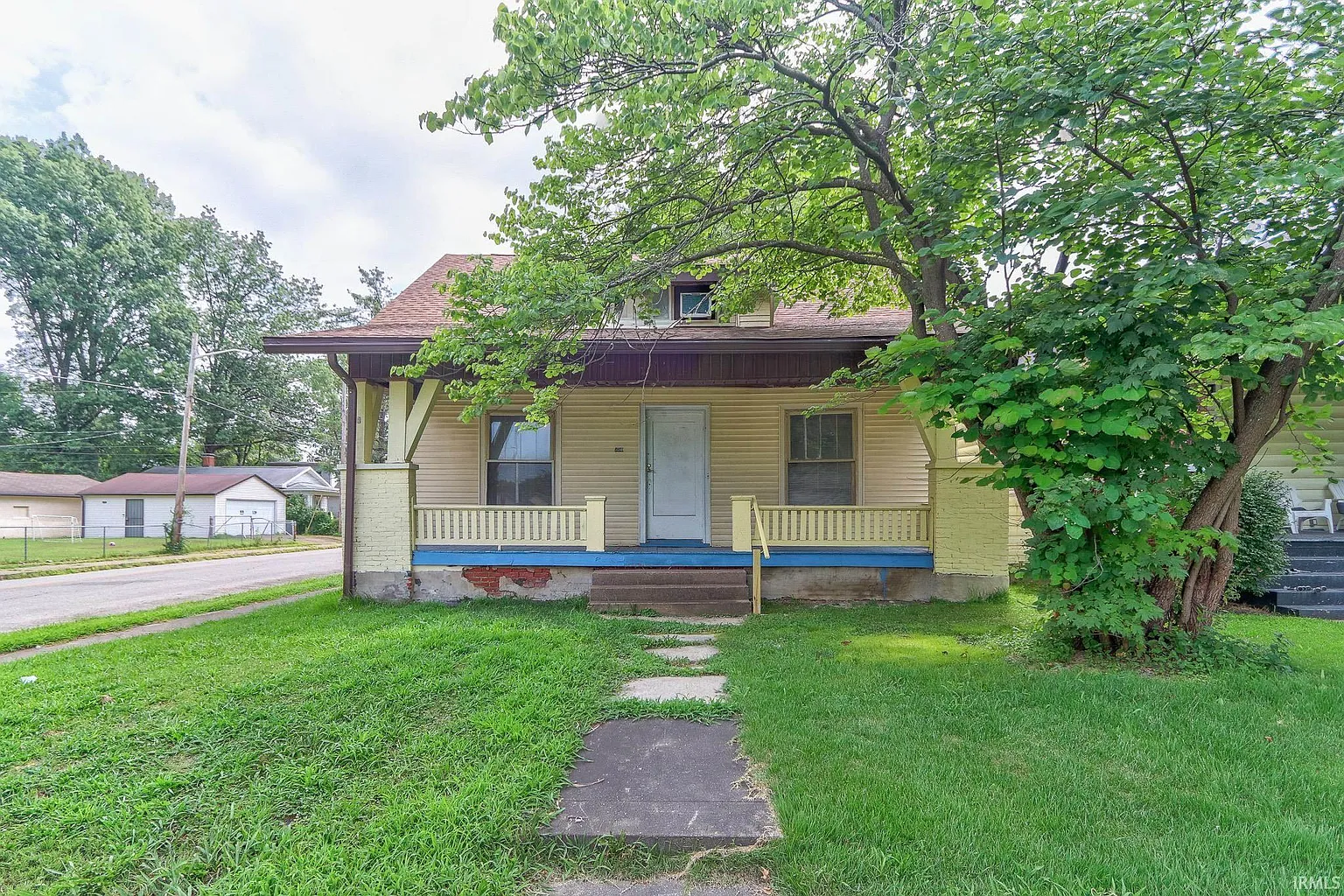 1600 S Linwood Ave photo 1