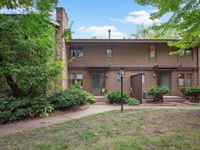 184 Birnamwood Dr, Burnsville, MN, 55337