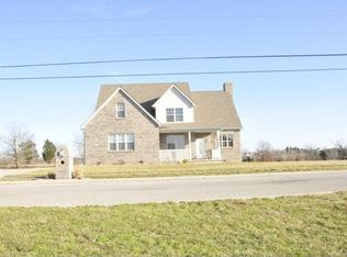 368 Kings Trace Dr, Berea, KY 40403