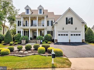 8276 Roxborough Loop, Gainesville, VA 20155