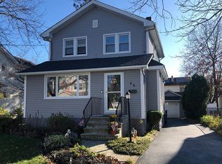 46 Magnolia St, Bergenfield, NJ 07621