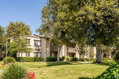 Sunrise Apartments Photo 1