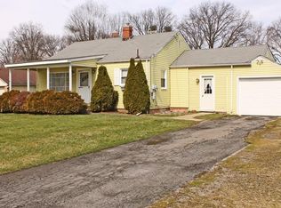 29 Sycamore Dr, New Middletown, OH 44442