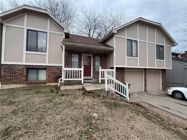 14417 Craig Ave, Grandview, MO 64030