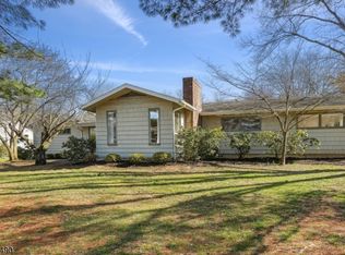 1651 Valley View Rd, Martinsville, NJ 08836