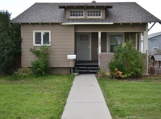 247 N Bernard St, Powell, WY 82435