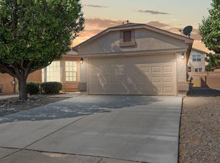 368 Whispering Meadows Dr NE, Rio Rancho, NM 87144
