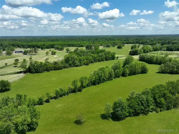 10 Fairway Dr, Montgomery, AL 36116