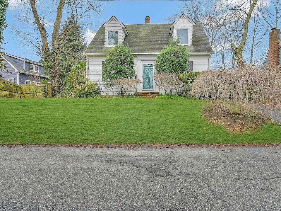1st image of 45 Glen Cove Drive