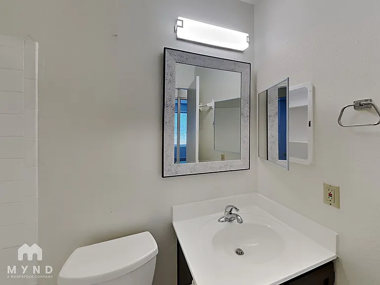 10049 W Mariposa St — Photo 13