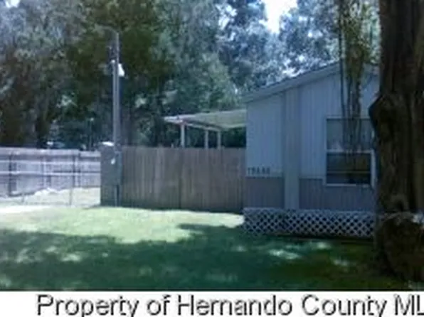 19480 Wildwood Dr, Brooksville, FL 34601
