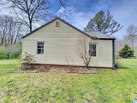 3rd image of 364 Coal Creek Rd