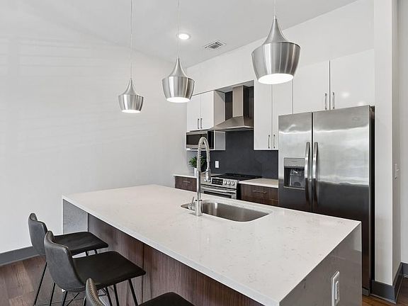 5th image of 112 Rogers St #210