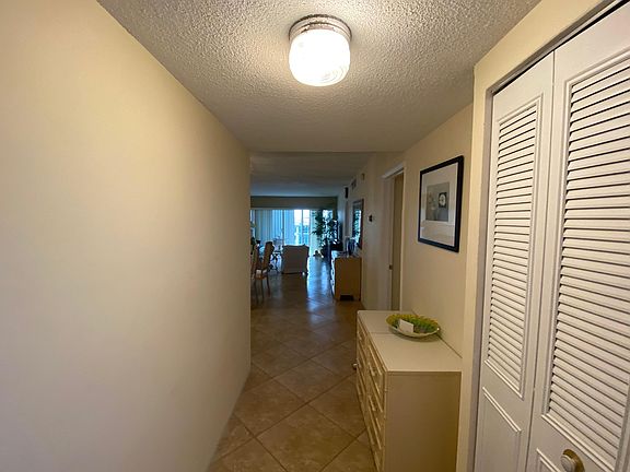 2nd image of 103 NE 19th Ave APT 440