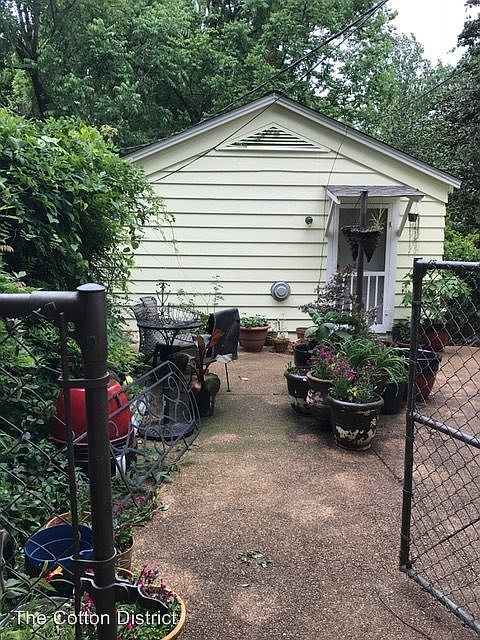 1st image of 410-A Hogan St