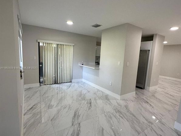 22721 SW 88th Pl #319