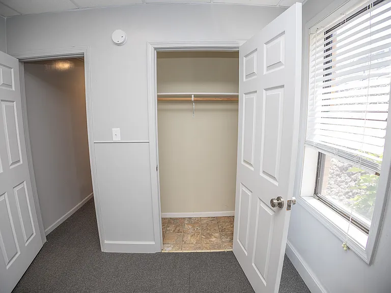 202 E Franklin St #1 — Photo 12