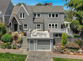 4712 NE 40th St, Seattle, WA 98105