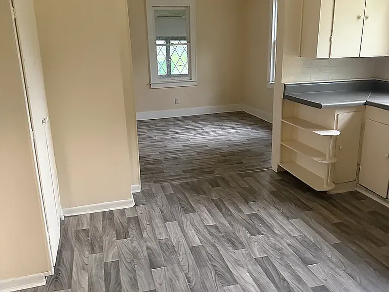 2927 Fairview St — Photo 15
