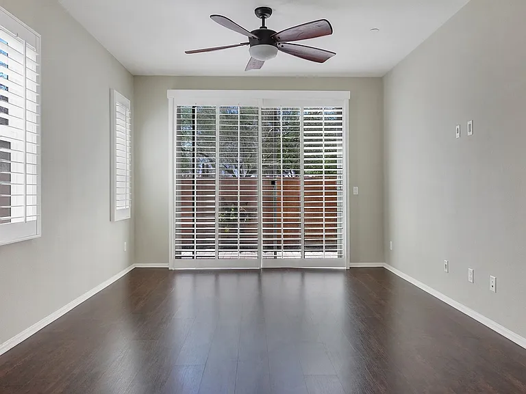 607 Calle Vibrante — Photo 10