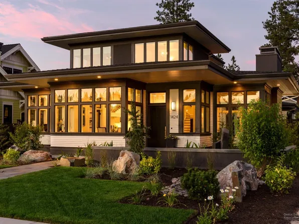 1424 NW Discovery Park Dr, Bend, OR 97703