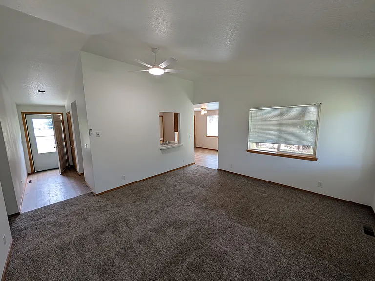 3835 SW Ben Hogan Dr — Photo 4