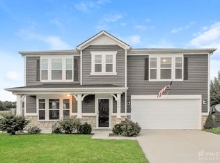 3338 Deerbrook Dr, Columbus, IN